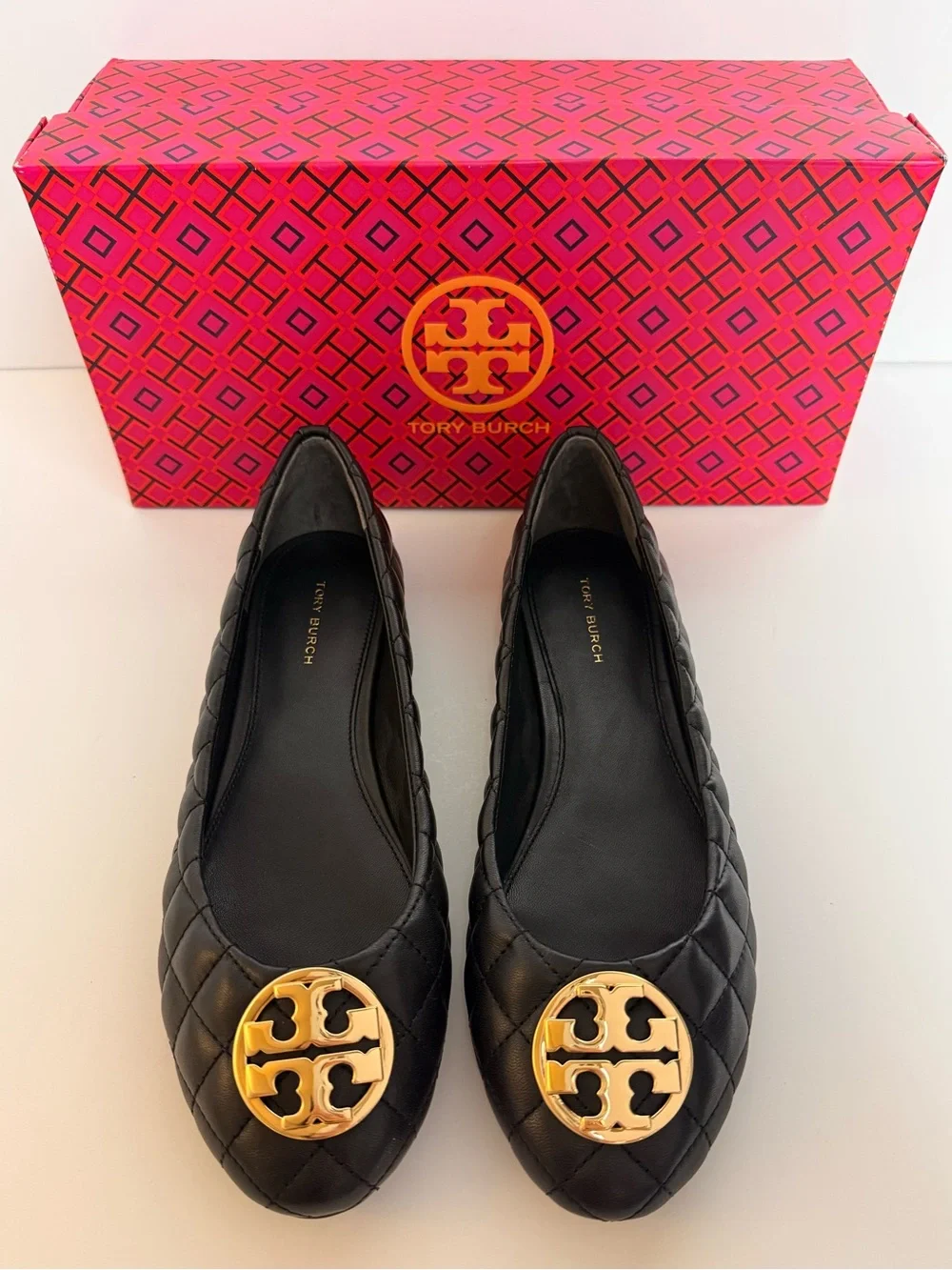 Tory Burch Chelsea Quilted Ballet Flats Black Nappa Leather Gold Logo Shoes 8.5